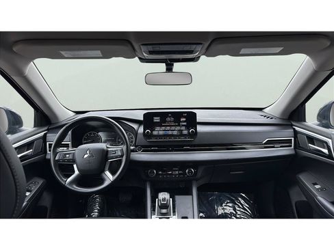 Used 2024 Mitsubishi Outlander Ralliart AWD/4WD image 22