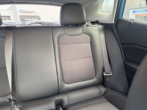 Used 2025 Chevrolet Trax LT image 14