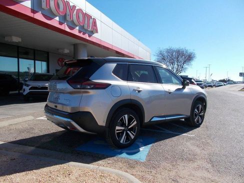 Used 2023 Nissan Rogue Platinum w/ Platinum Premium Package image 5