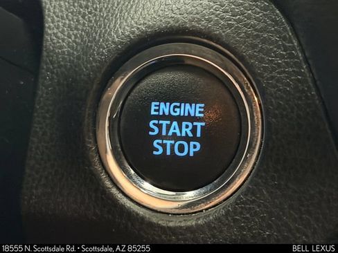 Used 2021 Toyota RAV4 XLE FWD image 32