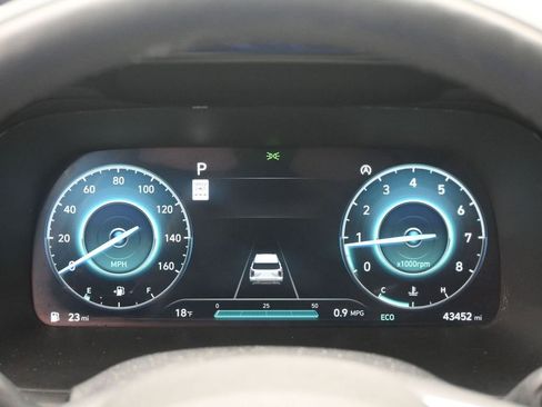 Used 2024 Hyundai Palisade Calligraphy image 12