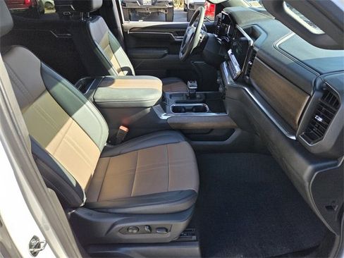 Certified 2023 Chevrolet Silverado 1500 High Country w/ High Country Premium Package image 15