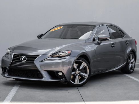 Used 2015 Lexus IS 350 w/ Navigation System Package RWD image 13