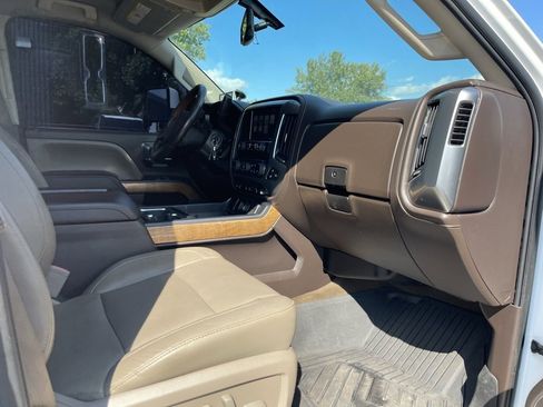 Used 2015 Chevrolet Silverado 2500 LTZ w/ Duramax Plus Package image 31
