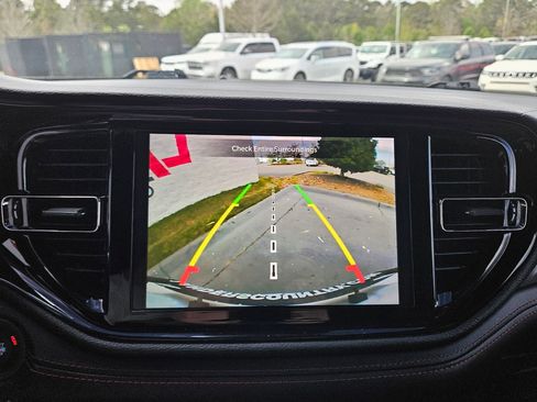 Used 2023 Dodge Durango R/T image 32