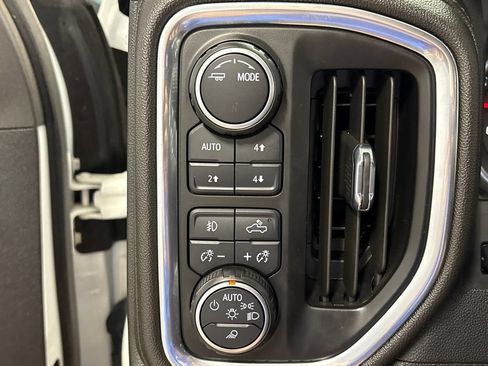 Used 2022 Chevrolet Silverado 3500 High Country w/ Z71 Off-Road Package AWD/4WD image 15