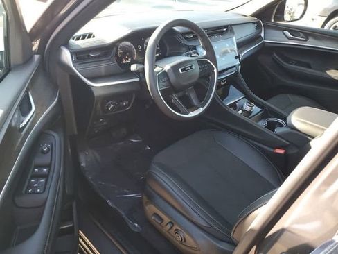 New 2026 Jeep Grand Cherokee Altitude AWD/4WD image 12