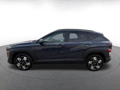 Used 2025 Hyundai Kona SEL image 9