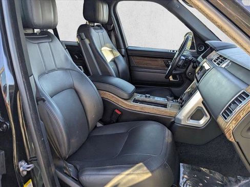 Used 2019 Land Rover Range Rover HSE image 26