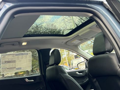 New 2026 Ford Escape Platinum w/ Premium Technology Package image 10