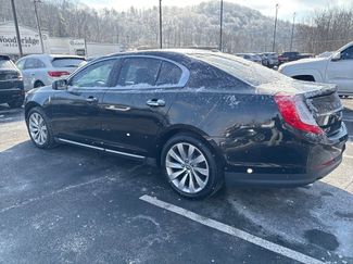 Used 2015 Lincoln MKS video 3