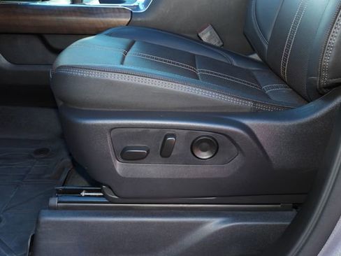 Used 2026 Chevrolet Silverado 1500 High Country AWD/4WD image 14