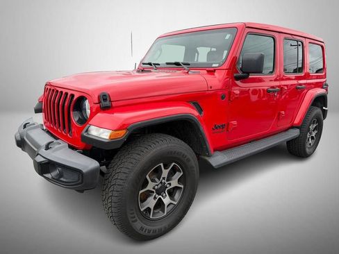 Used 2021 Jeep Wrangler Unlimited Sahara AWD/4WD image 2