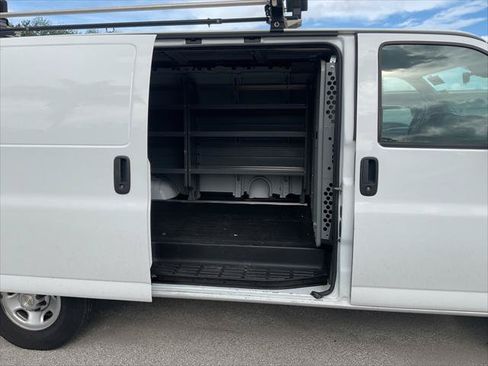 Used 2021 Chevrolet Express 2500 w/ Driver Convenience Package RWD image 19