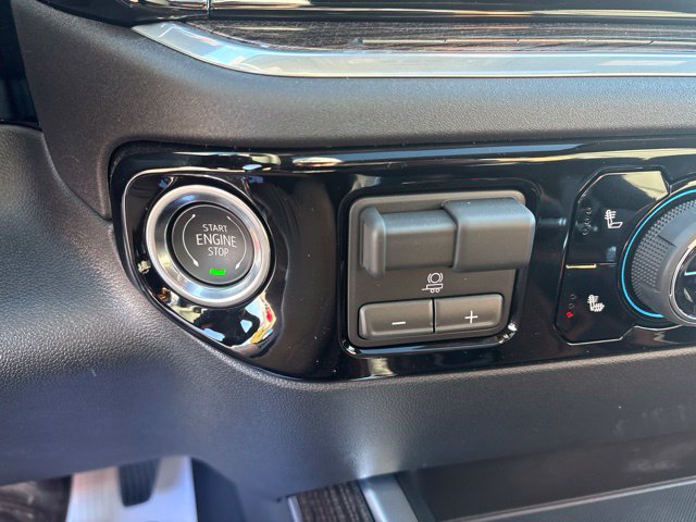 New 2026 Chevrolet Silverado 1500 RST w/ Redline Edition AWD/4WD image 15
