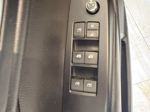 Used 2018 Toyota Highlander XLE AWD/4WD image 15