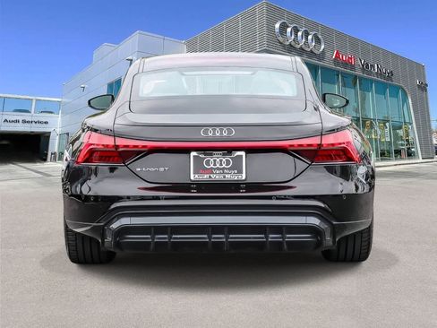 Used 2023 Audi e-tron GT Premium Plus AWD/4WD image 3