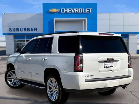 Used 2017 GMC Yukon SLT w/ Premium Edition AWD/4WD image 3