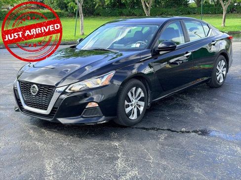 Used 2019 Nissan Altima 2.5 S FWD image 2