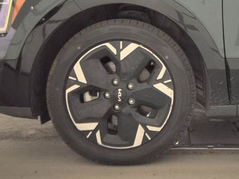 Used 2023 Kia Niro Wind FWD image 21