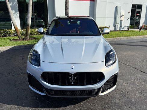 Used 2024 Maserati Grecale Trofeo image 9