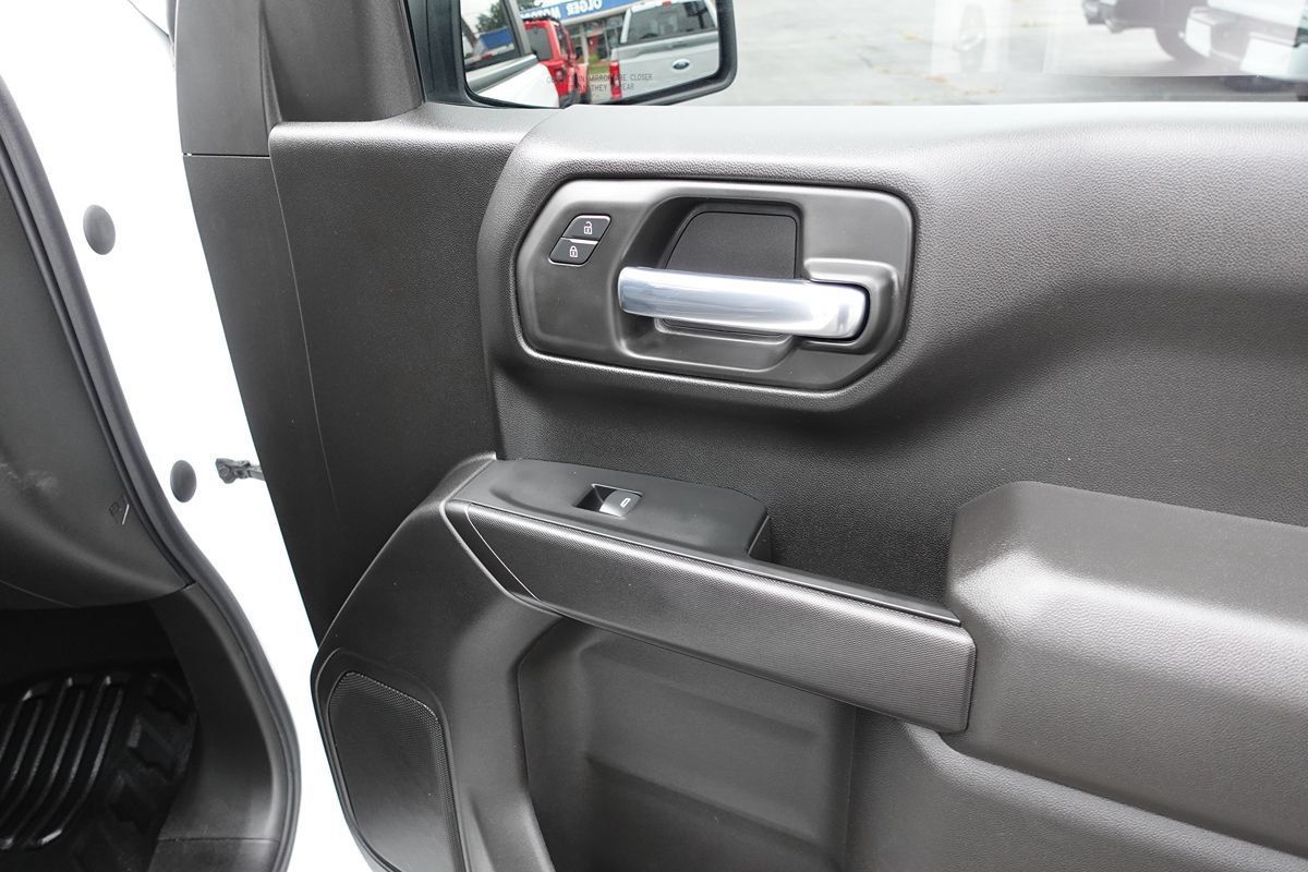 Used 2024 GMC Sierra 1500 Pro w/ Fleet Convenience Package AWD/4WD image 31