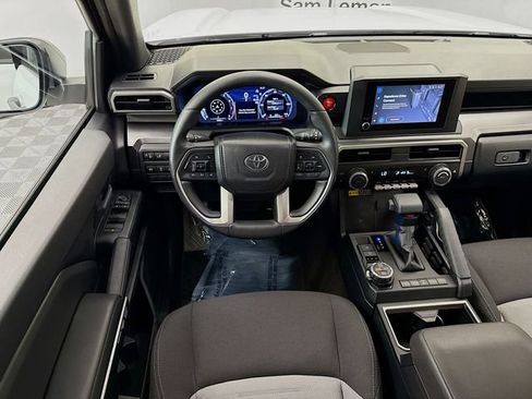 Used 2025 Toyota 4Runner TRD Off-Road image 22