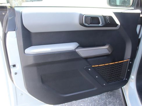 Used 2023 Ford Bronco Badlands w/ Sasquatch Package AWD/4WD image 22