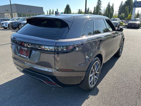 New 2026 Land Rover Range Rover Velar Dynamic SE image 7