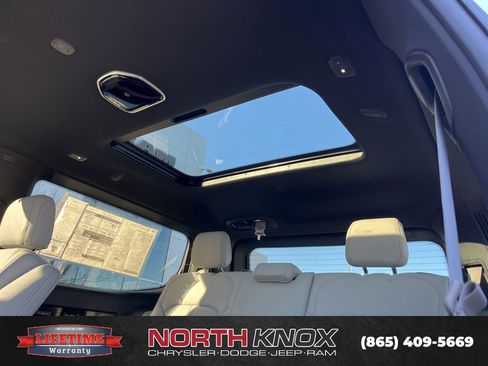 New 2026 Jeep Grand Wagoneer Summit w/ Rear Seat Video Group I AWD/4WD image 20