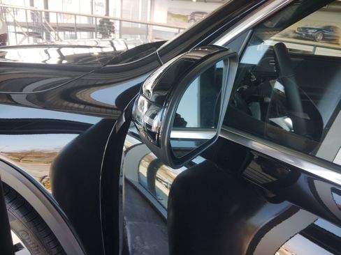 Used 2026 Mercedes-Benz GLB 250 image 22