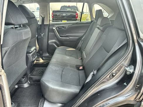 Used 2024 Toyota RAV4 LE AWD/4WD image 21