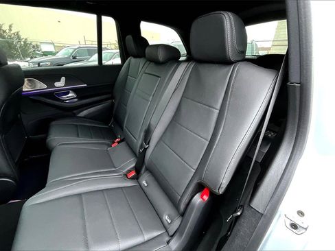 New 2025 Mercedes-Benz GLS 450 4MATIC image 10