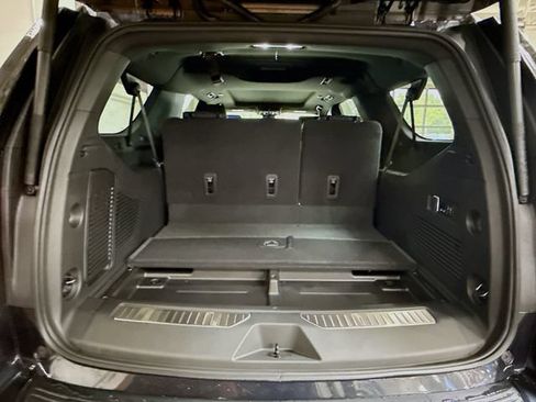 New 2026 Chevrolet Suburban High Country AWD/4WD image 30