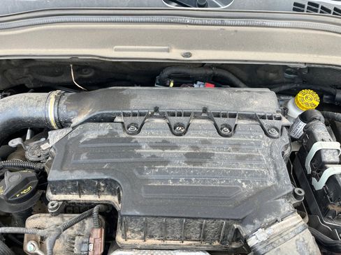 Used 2022 Jeep Renegade Latitude w/ Convenience Group image 22