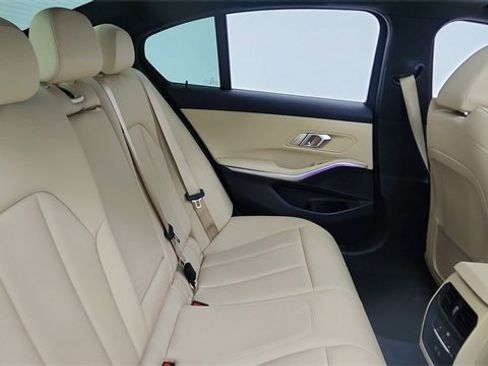 Used 2021 BMW 330i Sedan image 24