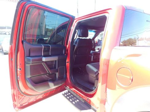 Used 2017 Ford F150 Raptor w/ Equipment Group 802A Luxury image 24