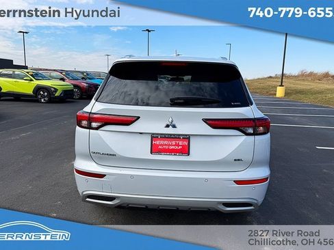 Used 2022 Mitsubishi Outlander SEL image 30