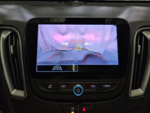 Used 2024 Chevrolet Malibu LT image 29