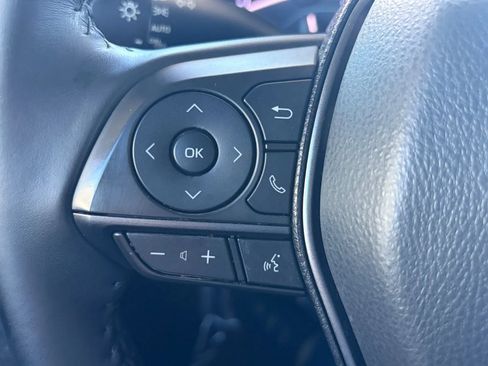 Used 2022 Toyota Camry SE w/ Convenience Package FWD image 28