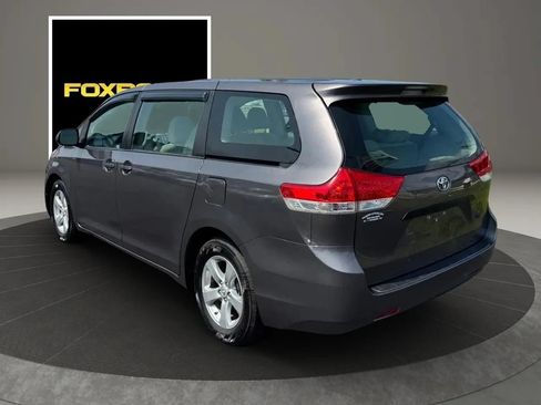 Used 2014 Toyota Sienna L FWD image 7