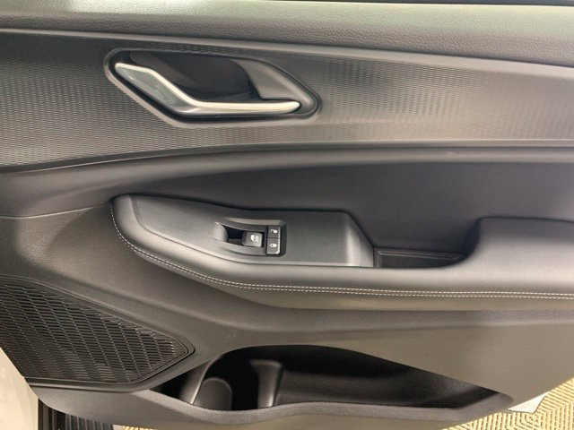 Used 2025 Jeep Grand Cherokee Laredo X w/ Luxury Tech Group I AWD/4WD image 32