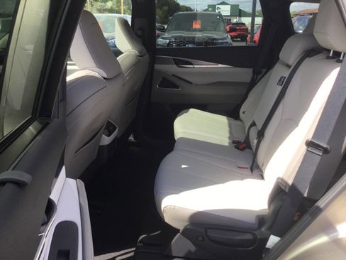 Used 2026 INFINITI QX60 Luxe w/ Cargo Package AWD/4WD image 3