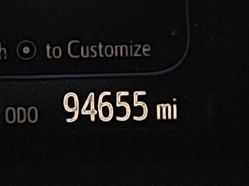 Used 2017 Toyota Camry LE FWD image 19