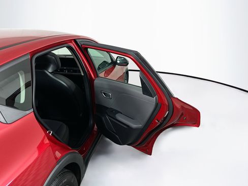Used 2025 Kia K4 FWD image 28