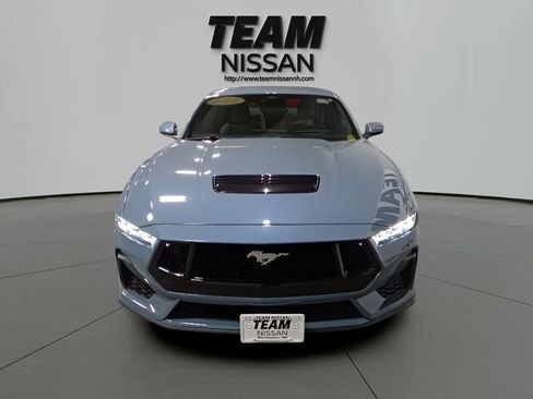 Used 2024 Ford Mustang GT RWD image 2