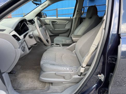 Used 2015 Chevrolet Traverse LS AWD/4WD image 9