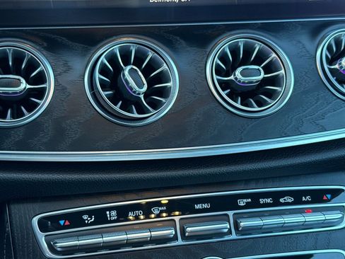 Used 2020 Mercedes-Benz E 450 Coupe image 26