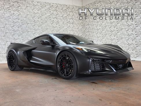 Used 2025 Chevrolet Corvette Z06 w/ Stealth Interior Trim Package image 1