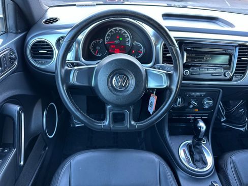 Used 2013 Volkswagen Beetle 2.5 image 15